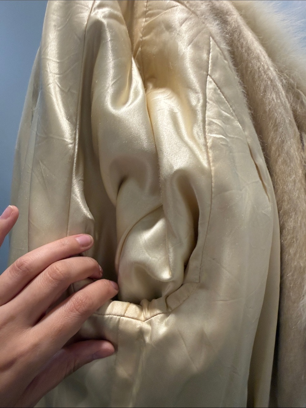 Vintage Mohair Coat with Faux Fur Collar - Picture 16 of 16